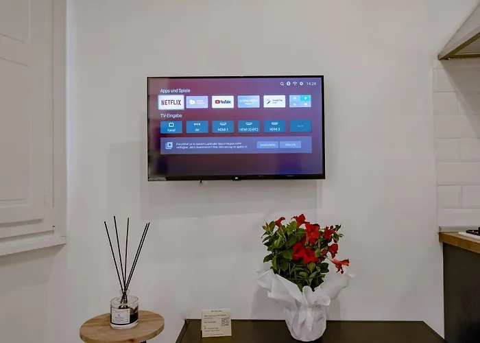 Monti Boutique - Live It Local!