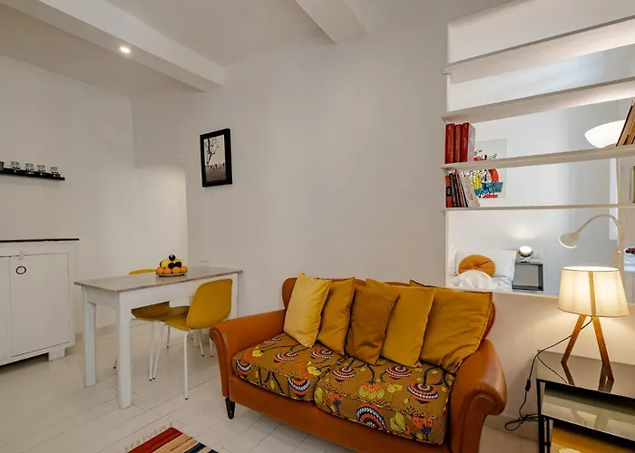 Monti Boutique - Live It Local! *