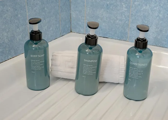 Monti Boutique - Live It Local!